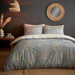 Fusion Giraffe Print Duvet Cover – King Size 230 x 220cm – Reversible Zoo Animal Bedding – Grey and White – Popper Closure – Giraffe Bedroom Furnishing