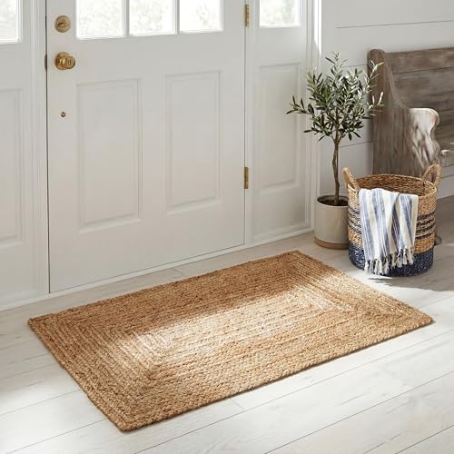 Safavieh Cape Cod Collection Contemporary Rug for Living Room Dining Room Bedroom Short Pile Beige 24 x 36 Inch