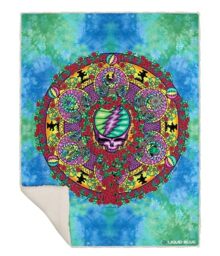 "Liquid Blue Grateful Dead Celtic Mandala Warm Coral Fleece Throw Blanket, Multi, 50"" X 60"" (81019-960-50"" X 60"")"