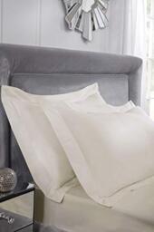 400 Thread Count Cotton - Oxford Pillowcase Pair in Cream