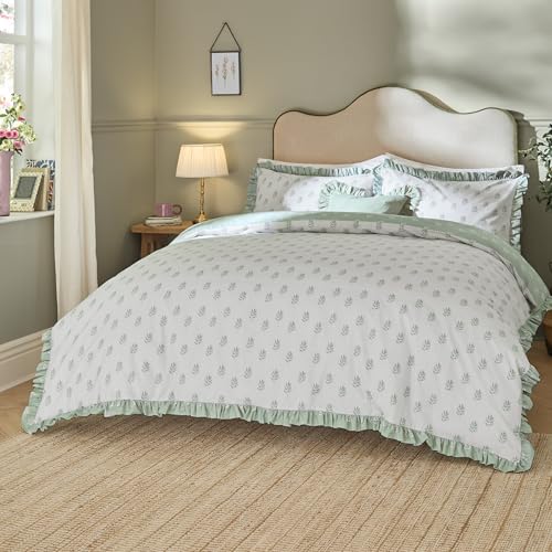 furn. Wylder Ava Duvet Cover Set – Reversible Botanical Leaf Cotton Rich Ruffle Bedding (White Sage – Single)