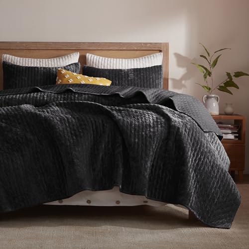 LEAONME Oversized King Quilt 120''x120'', Lightweight Black Velvet Comforter Set with 2 Matching Shams, Soft Cross Stitch Bedspread Coverlet, Oversized King Bedding Set for All Season