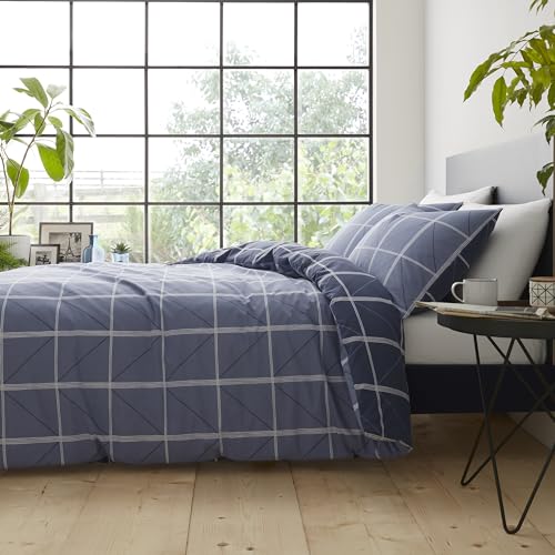 Catherine Lansfield Geometric Grid Duvet Cover Set 250 x 220 + 50 x 80 (2) and Fitted Sheet 180 x 200 cm White