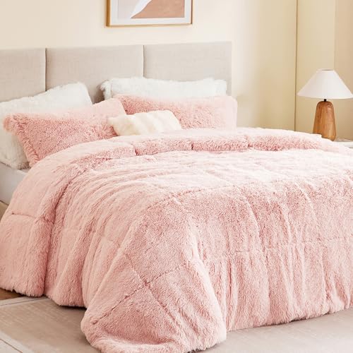Intelligent Design Modern Casual All Season Quilt Bedding Set with Matching Sham, Solid Mink, Poly Fiber, Blush, King/Lime King