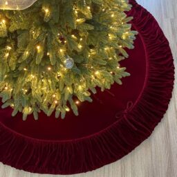 Starry Dynamo 72-Inch Ruffled Velvet Christmas Tree Skirt with Lace Ties, Wine