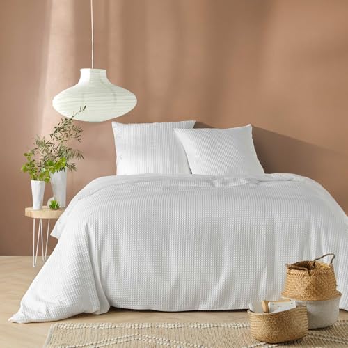 Douceur d'Intérieur, 3-Piece Bed Linen Set (240 x 220 cm) Abelia Embossed Microfibre