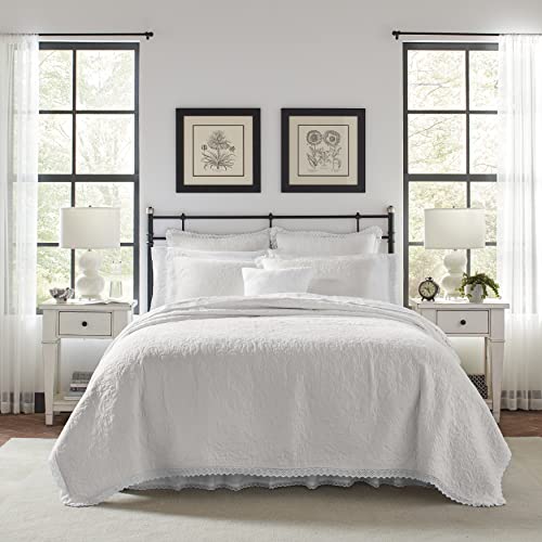 Laura Ashley Quilt Set-100, Breathable & Lightweight Bedding with Matching Shams, Pre-Washed for Added Softness, Cotton, White, King