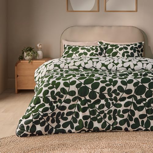 Silentnight Coverless Leaf Print Duvet & Pillowcase Set - Supersoft Stylish 10.5 Tog Bed Quilt - Two Reversible Designs - All Year Round Comfort No Cover Needed, Green, Super King