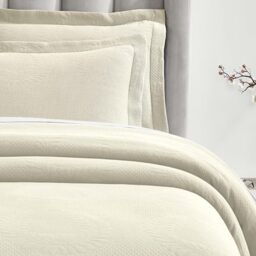 Superior 3 Piece Cotton Bedspread Set, Home Bed Decor, Decorative Bed Spread, 2 Pillow Shams, Medium Weight Blanket, Matelasse Coverlet, Bedding Essentials, Peploi Collection, Queen, Ivory
