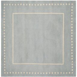 SAFAVIEH Traditional Rug for Living Room, Dining Room, Bedroom - Bella Collection, Short Pile, in Light Blue and Ivory, 152 X 152 cm