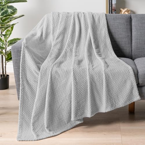 PAVILIA Soft Fleece Light Grey Throw Blanket for Couch, Lightweight Plush Warm Blankets for Bed, Fuzzy Cozy Flannel Blanket Throw for Sofa, Travel, Jacquard Pattern, Light Gray, 50x60 inch