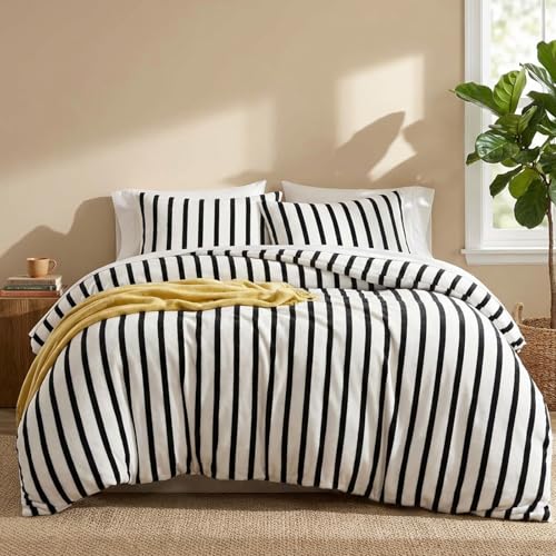 Bedbay King Comforter Set Striped Velvet Bedding Comforter Soft Velvet Fluffy Quilted Bedding 3 Pcs Black White Stripes Pattern King Size Bed Set for All Seasons