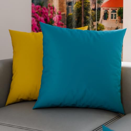 PETTI Artigiani Italiani - Pair of Pillow Cases 70 x 50 cm in Microfibre, Pillows for Bedroom Furniture, Sofa, Set of 2 Cushion Covers, Reversible Pillowcase Light Blue Yellow