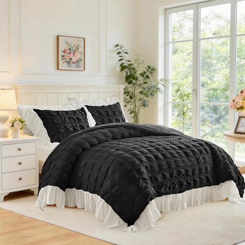 Flysheep Black Plaid Seersucker Comforter Set with White Ruffled Fringe Twin Size, 3 Pieces Soft Fluffy Farmhouse Bedding Set for All Season, Elegant Bed Set with Ruffle Shams (Black, Twin)