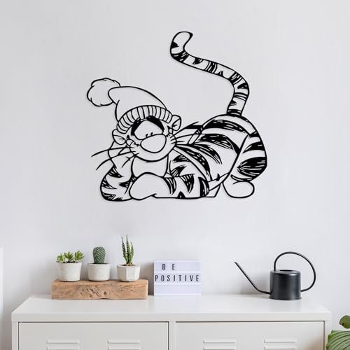 Stylish Black Decorative Metal Wall Accessory, 66 x 70 cm, 100% Metal, 1.5 mm Thick, Lightweight & Easy to Hang, Perfect for Modern Decor