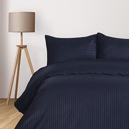 Komfortec Deluxe Bed Linen 135 x 200 cm with Pillowcases, Microfibre Bed Linen Sets with Zip, Soft and Non-Iron, Navy Blue