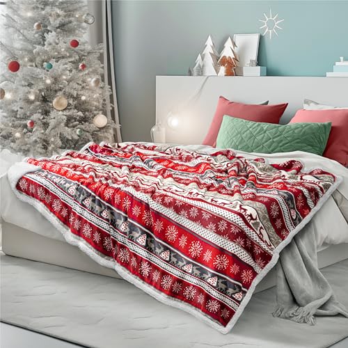 PAVILIA Premium Christmas Sherpa Throw Blanket - Christmas Decoration Reindeers, Fleece, Plush, Warm, Cozy Reversible Microfiber Holiday Blanket 60x80