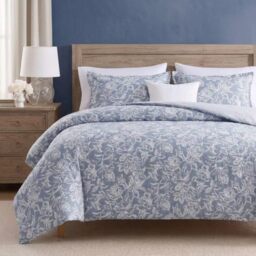 Nautica - Queen Duvet Cover Set, Reversible Cotton Bedding with Matching Shams, Elegant Floral Home Decor (Tortola Blue, Queen)