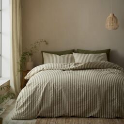 Pineapple Elephant Cotton Rich Woven Stripe King Duvet Cover Set with Pillowcases Green