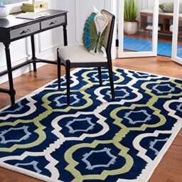 Safavieh Contemporary Indoor Hand Tufted Rectangle Area Rug, Chatham Collection, CHT747, in Dark Blue / Multi, 122 X 183 cm for Living Room, Bedroom or Any Indoor Space