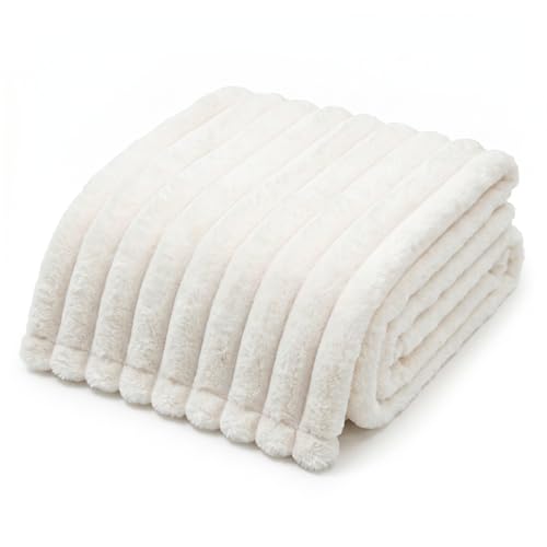 Americanflat 50x60 Faux Fur Throw Blanket - Soft and Breathable Throw Blanket for Couch, Bed, Chair - White Faux Fur Blankets Perfect for Home, Bedroom, or Outdoor Use