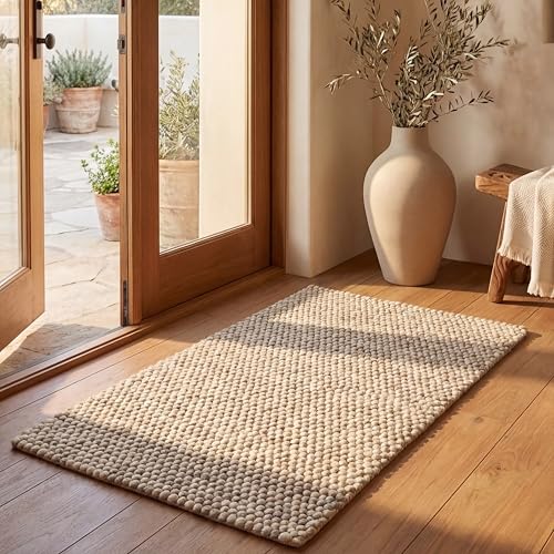 Safavieh Natural Fiber Rug for Living Room, Dining Room, Bedroom - Natural Fiber Collection, Short Pile, in Beige, 60 x 110 cm
