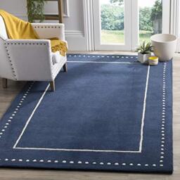 SAFAVIEH Traditional Rug for Living Room, Dining Room, Bedroom - Bella Collection, Short Pile, in Navy Blue and Ivory, 61 X 91 cm
