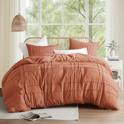 Comfort Spaces Clay Cal King Size Comforter Set - 3 Pieces Pintuck Pleated Bedding Sets, All Season Lightweight, Extra Softness Pre-Washed Microfiber Bed Set, Shams