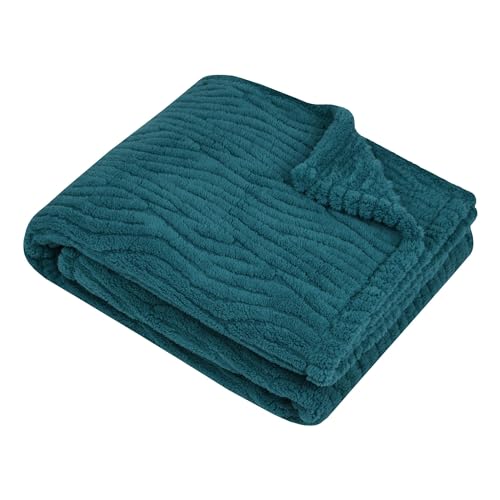 STOF - Plaid - Size 130 x 160 cm - 100% Polyester - Petrol - Columbia Model - Blanket - Soft Warm Fluffy Textured, Plain