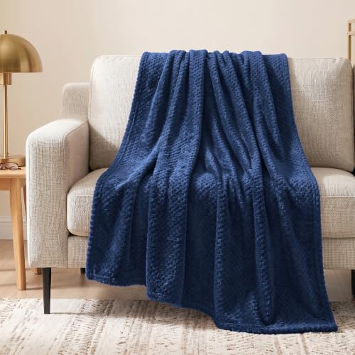 PAVILIA Navy Blue Fleece Throw Blanket for Couch Sofa Bed, Soft Fuzzy Waffle Jacquard Microfiber, Warm Lightweight Fade-Resistant Decorative All Season Throw, 50x60