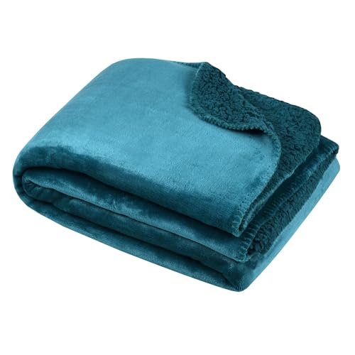 Stof - Cuddly Blanket - Size 180 x 220 cm - 100% Polyester - Petrol - Michigan Model - Blanket - Soft Warm Comfortable Plain