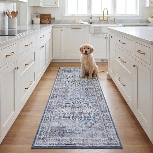 Safavieh Traditional Rug Ideal for High Traffic Areas - Machine Washable and Non Slip - Tucson Collection, Short Pile, in Blue and Grey, 76 X 244 cm