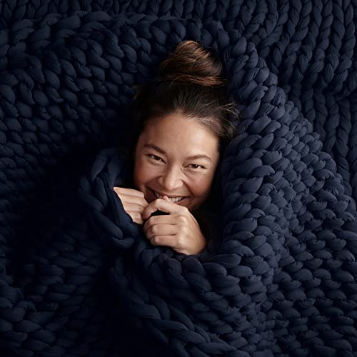 "Bearaby Cotton Hand-Knit Weighted Blankets for Adults - Chunky Knit Blanket - Sustainable, Breathable, Organic, Cooling Weighted Blanket - Machine Washable (Midnight Blue, 20 lbs, 45""x72"")"