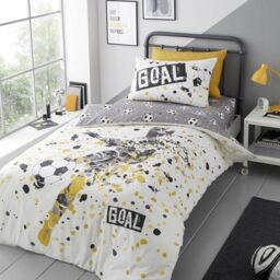 Bedding Bedlam - Gold Yellow Football Duvet Cover Set - Double Size (200 x 200cm) - Reversible (2 Designs) - Football Themed - 1 Count - 100% Polyester (60% Recycled) - 2 Pillowcases