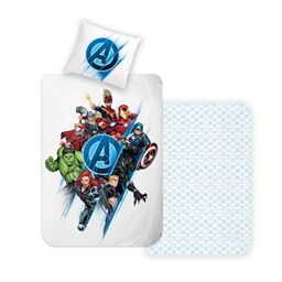 Disney Home Avengers Reversible Bed Linen Set, 135 x 200 cm, Pillowcase 80 x 80 cm, Super Soft Renforcé 100% Cotton, 2-Piece Avenger Bed Linen, Soft and Comfortable on the Skin