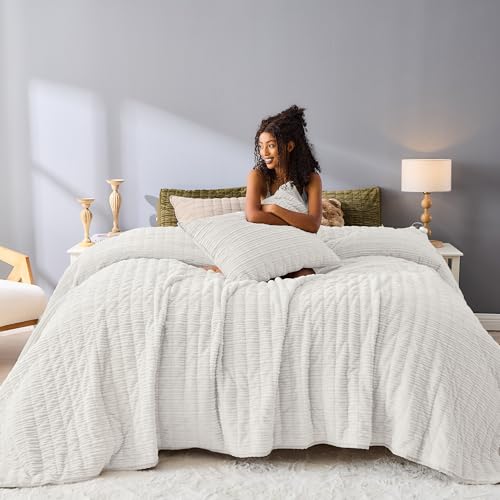"Wonderful Corduroy Texture Ivory Quilt Set Queen - Hypoallergenic Skin-Friendly Soft Plush Velvety Touch Bedspread, Classic Vertical Striped Lightweight Coverlet for All Season, 94""x94"""
