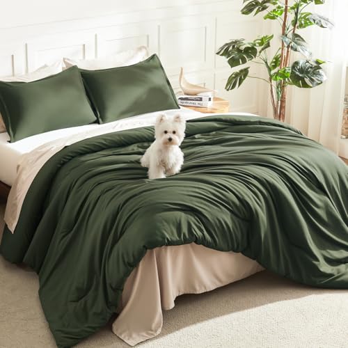 Litanika Oversized King Comforter Set, 3 Pcs Lightweight Bedding - Dark Olive Green Soft Fluffy Down Alternative All Season Quilt Blanket