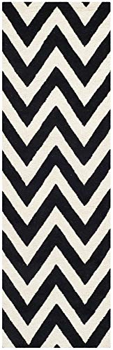 Safavieh Modern Indoor Hand Tufted Runner Area Rug, Cambridge Collection, CAM139, in Black / Ivory, 76 X 244 cm for Living Room, Bedroom or Any Indoor Space