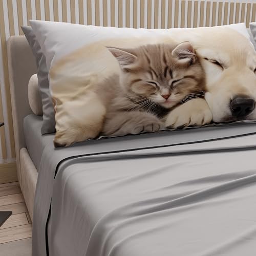 PETTI Artigiani Italiani - Animal Bed Linen with Cats and Dogs in Cotton with Pillowcases in Digital Print, Pizza and Half Sheet, Light Grey Double Bed Set, 100% Made in Italy