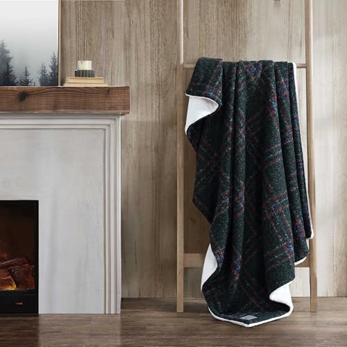 "Eddie Bauer - Throw Blanket, Boucle Bedding with Faux Fur Reverse, Soft & Cozy Plaid Home Decor (Tarrytown Plaid Green, 50"" x 70"")"