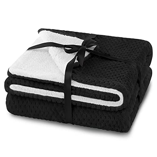 AmeliaHome Shleepy Cuddly Blanket 220 x 240 cm Delicate Quilted Sherpa Lambskin Look Black
