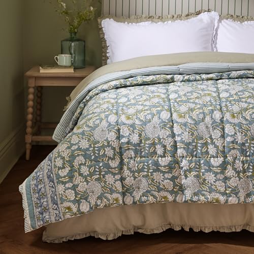 furn. Wylder Annabelle Bedspread – Reversible Floral Quilted Cotton Coverlet Bedding (Blue – 150x200cm)