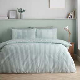 Catherine Lansfield Epping Textured Stripe Reversible Super King Duvet Cover Set with Pillowcases Green