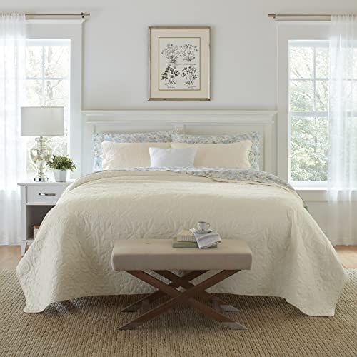 Laura Ashley Felicity Collection Quilt Set-100% Cotton, Reversible, All Season Bedding with Matching Sham(s), Pre-Washed for Added Softness, Twin, Ivory