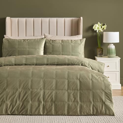Soiree Brighton Square Velvet Duvet Cover Set King 230 x 220cm – Green Checkered Velvet Bedding, Soft Touch Polyester, Includes 2 Pillowcases