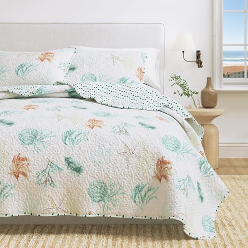 Great Bay Home 3 Piece Quilt Set with Shams Soft All-Season Cotton Blend Bedspread Featuring Attractive Seascape Images The Key West Collection (King)