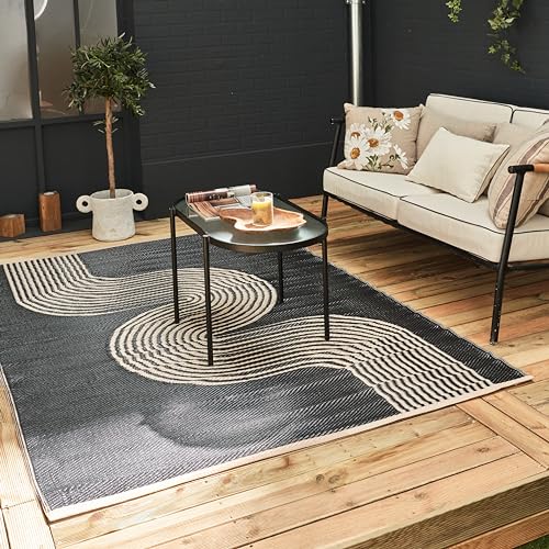 THE RUGS Urban Collection Outdoor Rug - Easy to Clean, Reversible, Waterproof Plastic Outdoor Rugs for Garden, Patio, Balcony, Camping - Contemporary Plastic Straw Rug - Waves Black/Beige, 180x270cm