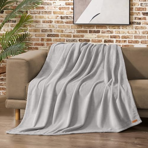 "Lucky Brand Solid Plush 50""X70"" Throw Blanket, Glacier Gray - Soft, Cozy, and Timeless Comfort"
