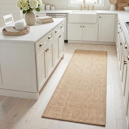 Safavieh Natural Fiber Rug for Living Room, Dining Room, Bedroom - Natural Fiber Collection, Short Pile, in Natural, 61 X 213 cm