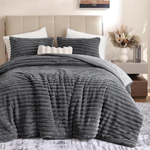 weigelia Grey Comforter King Set ??? Ultra Soft Plush Fleece Dark Grey Bed Set, Fluffy Warm Luxury Bedding Comforter with 2 Pillowcases, Cozy Heavy Warm Bed Set for Winter